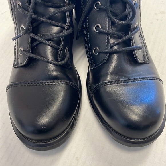 Madden Girl Darria combat boots - Picture 3 of 8